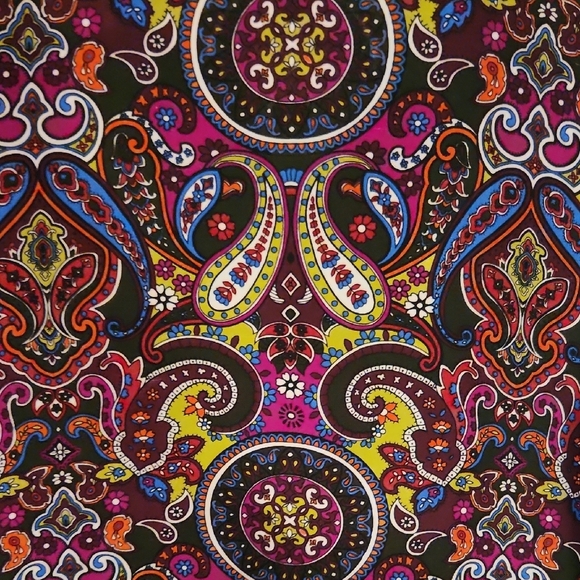 Zac & Rachel Red Graphic Relaxed Blouse - Picture 4 of 8